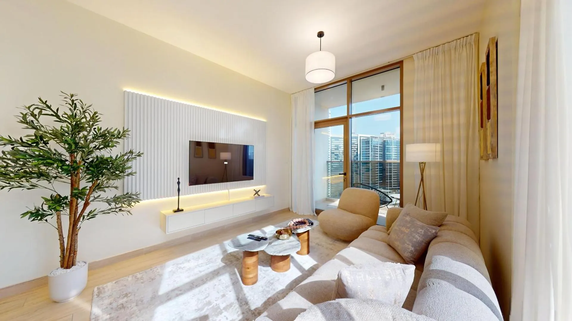 Fam Living Modern Stay In Canal Bay Scenic Views Near Dubai Hotspots الإمارات العربية المتحدة
