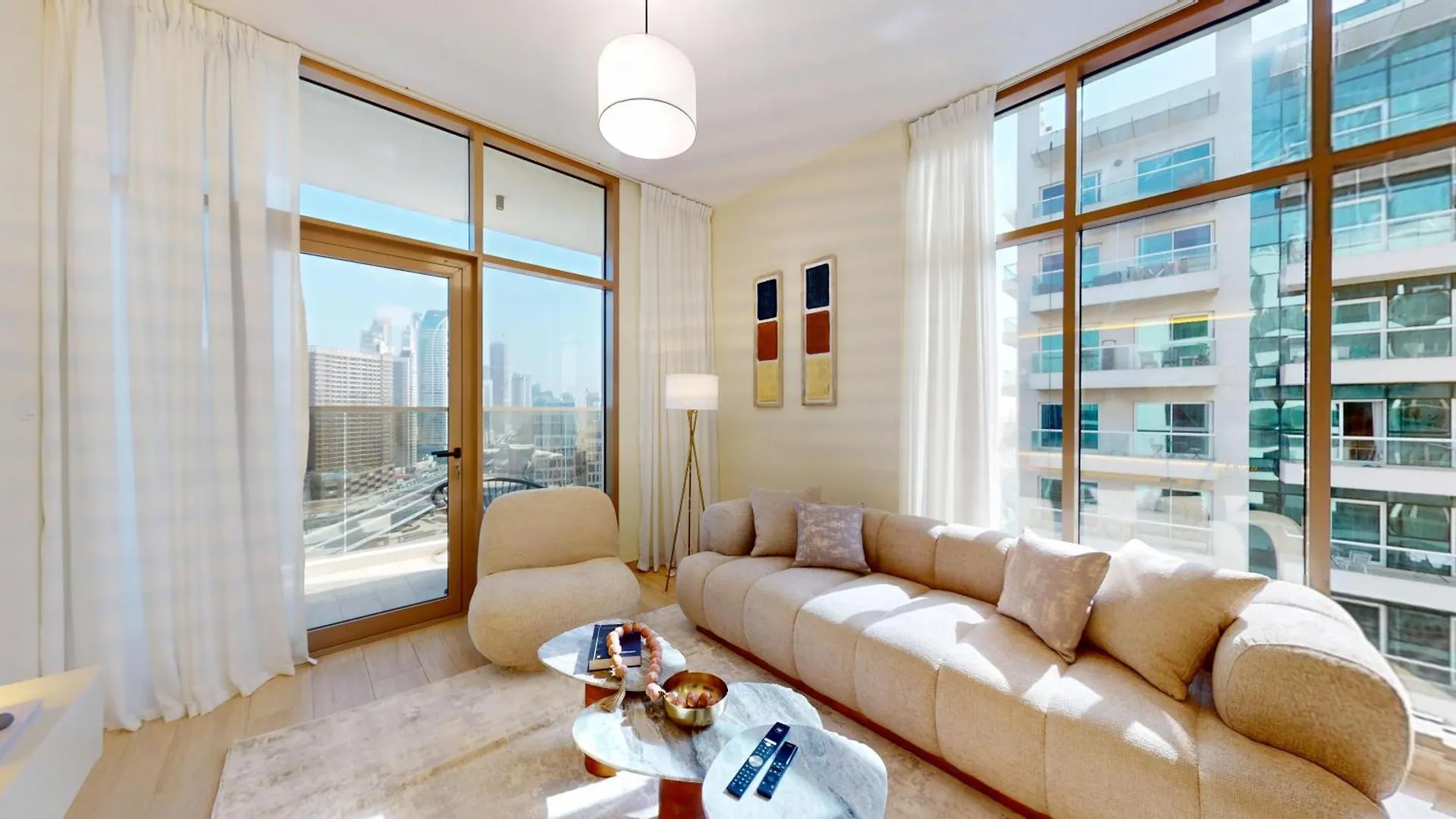 Fam Living Modern Stay In Canal Bay Scenic Views Near Dubai Hotspots 0*,