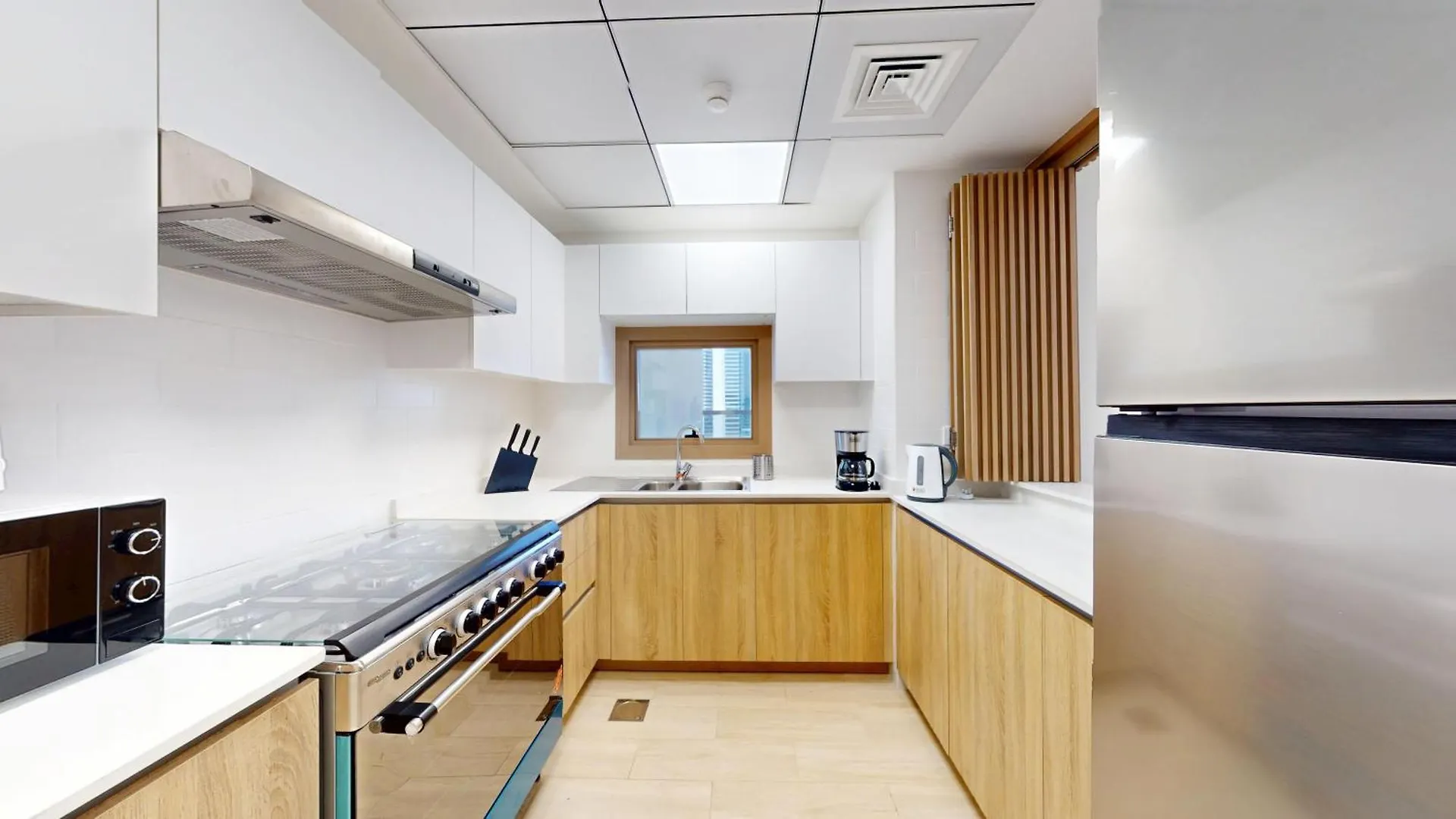 Fam Living Modern Stay In Canal Bay Scenic Views Near Dubai Hotspots 0*,